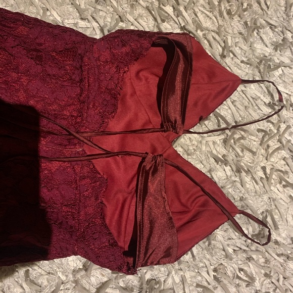 Lulus Lace Bodycon Dress - Picture 8 of 10